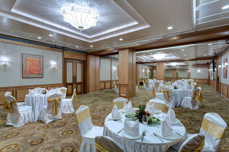 Royal Tulip Navi Mumbai Hotel Exterior photo