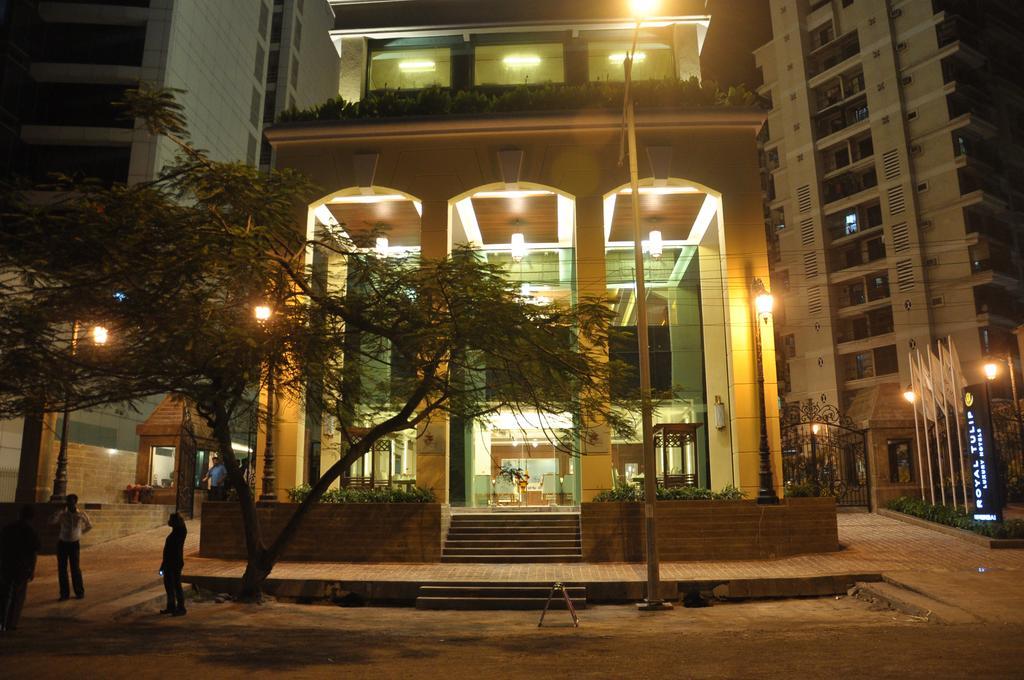 Royal Tulip Navi Mumbai Hotel Exterior photo
